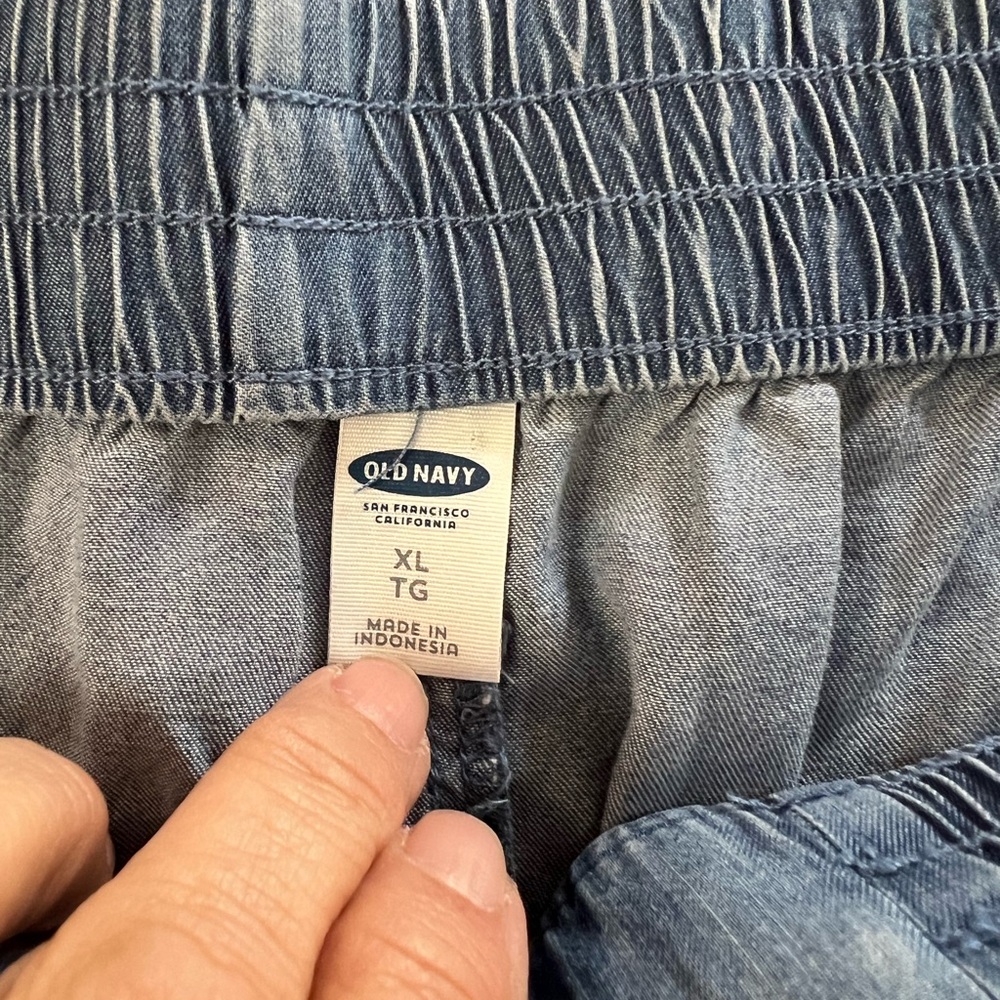 Soft lightweight Old Navy Blue Drawstring elastic denim look Women's Shorts xl - Picture 3 of 6